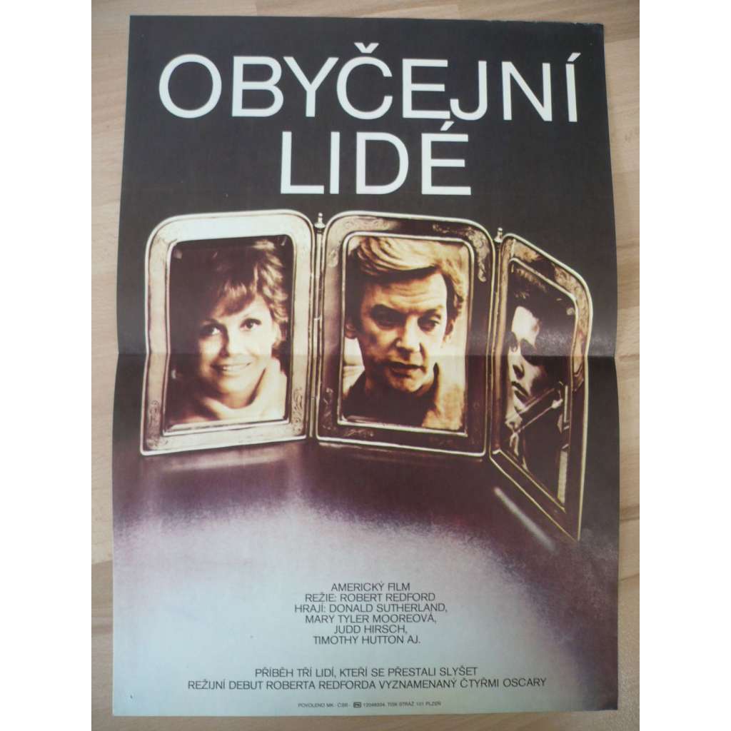 Obyčejní lidé (filmový plakát, film USA 1980, režie Robert Redford, Hrají: Donald Sutherland, Mary Tyler Moore, Judd Hirsch)