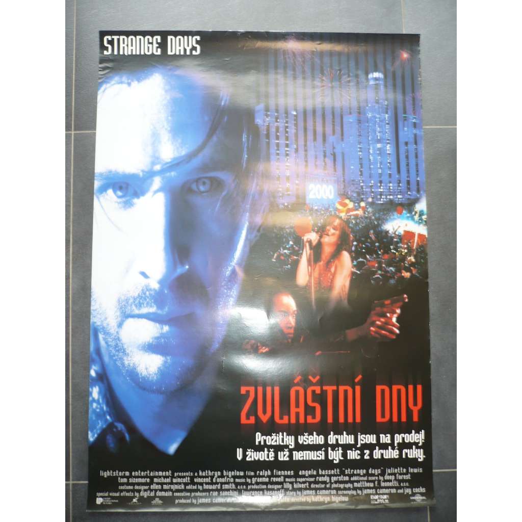 Zvláštní dny (filmový plakát, film USA 1995, režie Kathryn Bigelow, Hrají: Ralph Fiennes, Angela Bassett, Juliette Lewis)