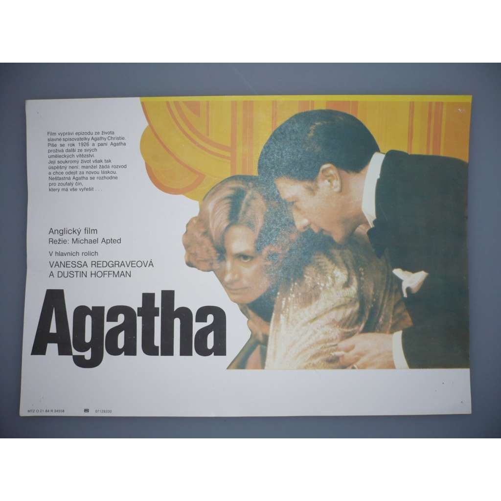 Agatha (filmový plakát, papírová fotoska, slepka, film VB 1979, režie Michael Apted, Hrají: Dustin Hoffman, Vanessa Redgrave, Timothy Dalton)