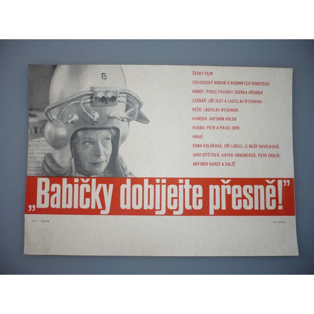 „Babičky dobíjejte přesně!“ (filmový plakát, papírová fotoska, slepka, film ČSSR 1983, režie  Antonín Holub, Hrají: Libuše Havelková, Jana Dítětová, Jarmila Smejkalová)