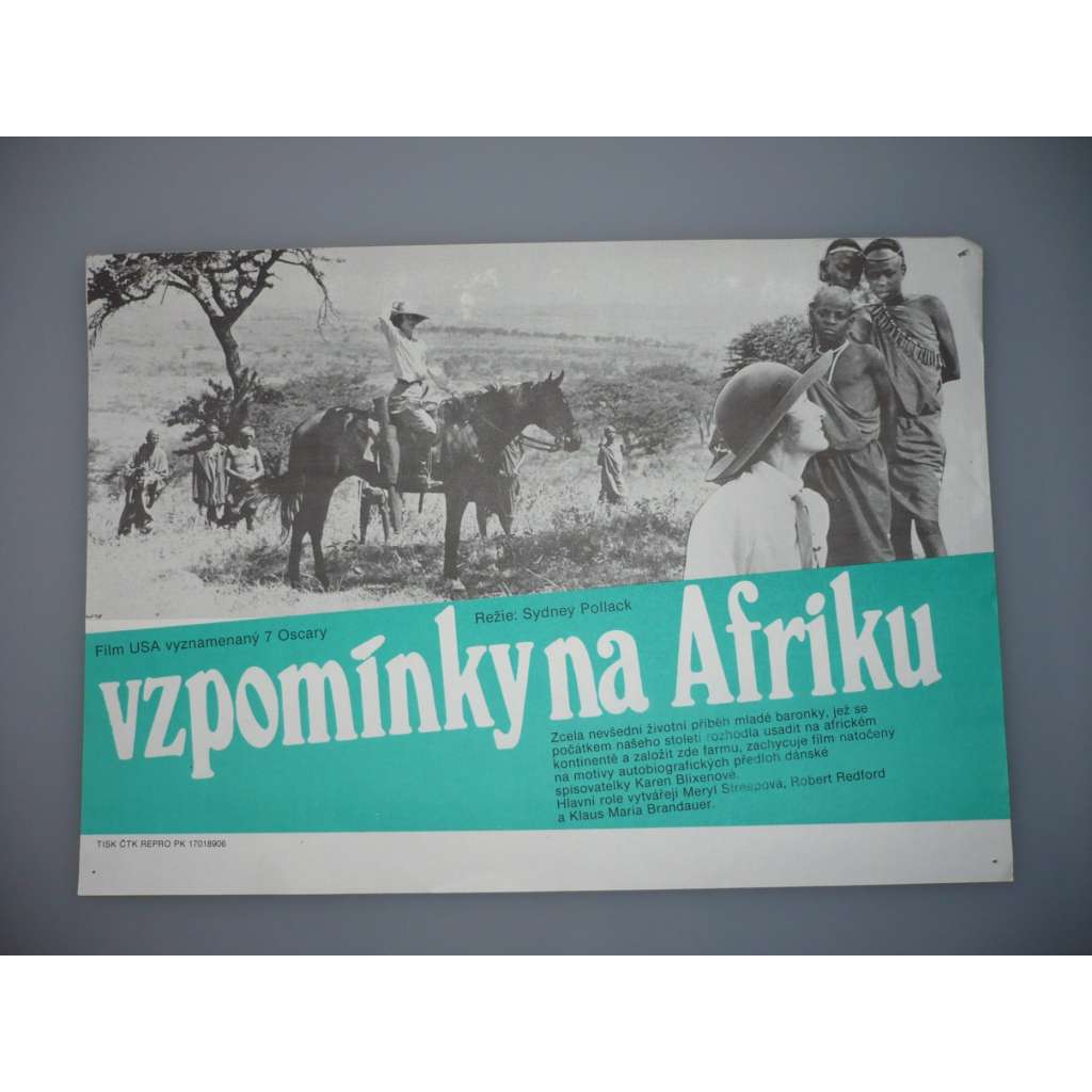 Vzpomínky na Afriku (filmový plakát, papírová fotoska, slepka, film USA 1985, režie Sydney Pollack, Hrají: Meryl Streep, Robert Redford, Klaus Maria Brandauer)