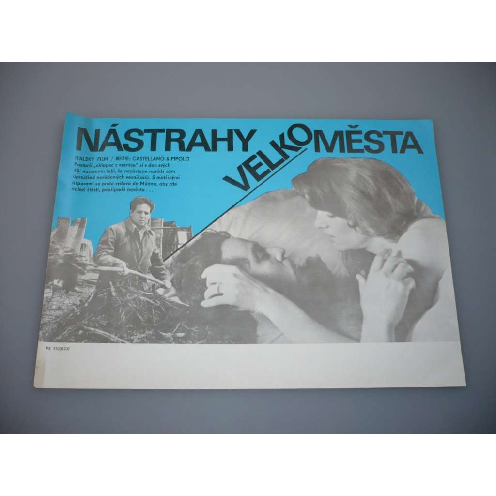 Nástrahy velkoměsta (filmový plakát, papírová fotoska, slepka, film Itálie 1984, režie Franco Castellano, Giuseppe Moccia, Hrají: Renato Pozzetto, Massimo Serato, Enzo Cannavale)