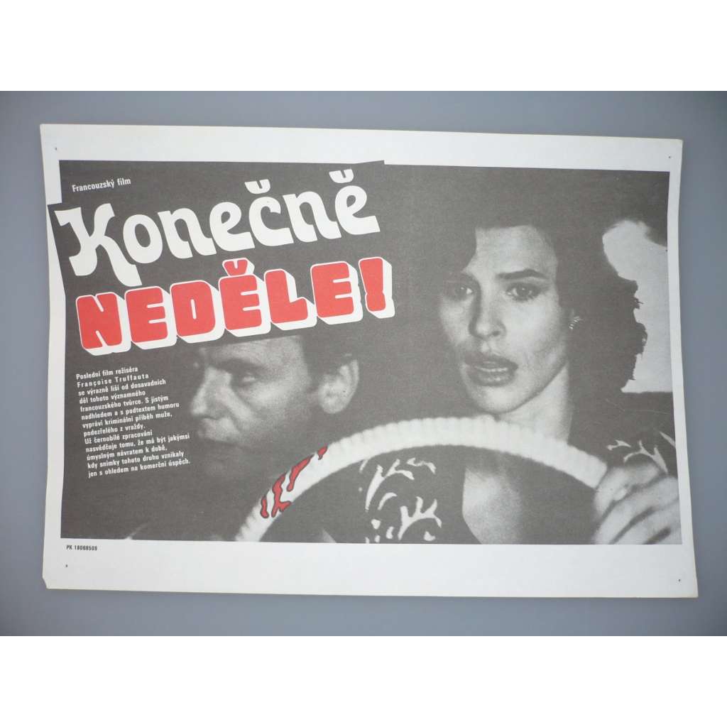 Konečně neděle! (filmový plakát, papírová fotoska, slepka, film Francie 1983, režie François Truffaut, Hrají: Fanny Ardant, Jean-Louis Trintignant, Jean-Pierre Kalfon)