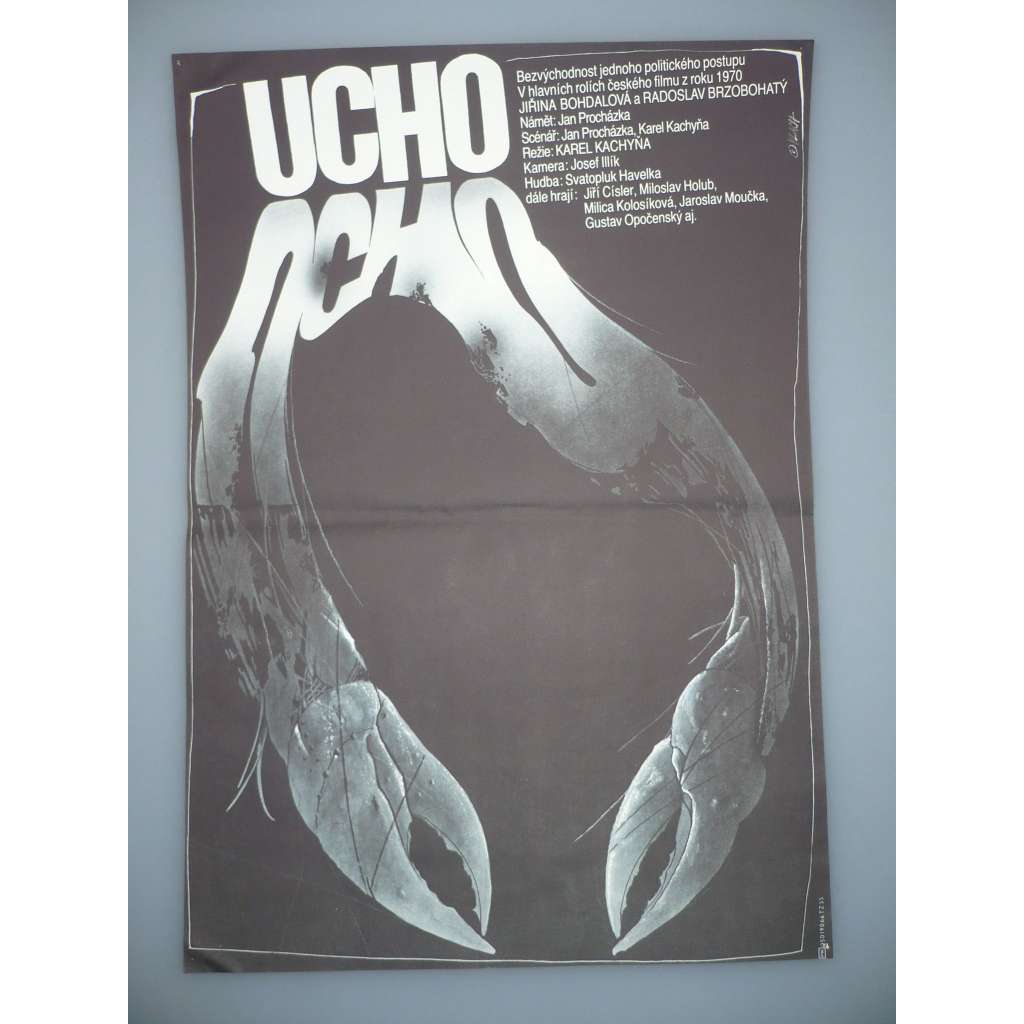 Ucho (filmový plakát, film ČSSR 1970, režie Karel Kachyňa, Hrají: Jiřina Bohdalová, Radoslav Brzobohatý, Gustav Opočenský)
