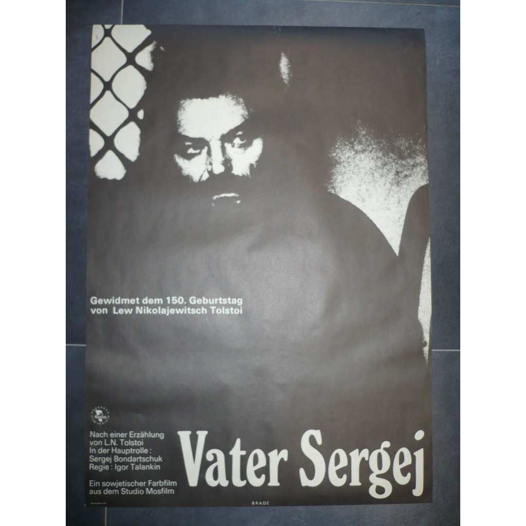 Otec Sergej (filmový plakát, film SSSR 1978, režie Igor Talankin, Hrají: Sergej Bondarčuk, Eduard Izotov, Nikolaj Gorlov)