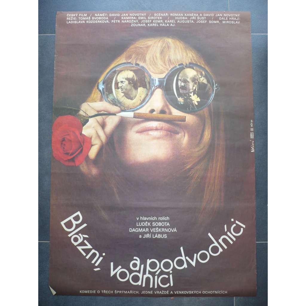 Blázni, vodníci a podvodníci (filmový plakát, film ČSSR 1980, režie Tomáš Svoboda, Hrají: Jiří Lábus, Dagmar Havlová, Luděk Sobota)