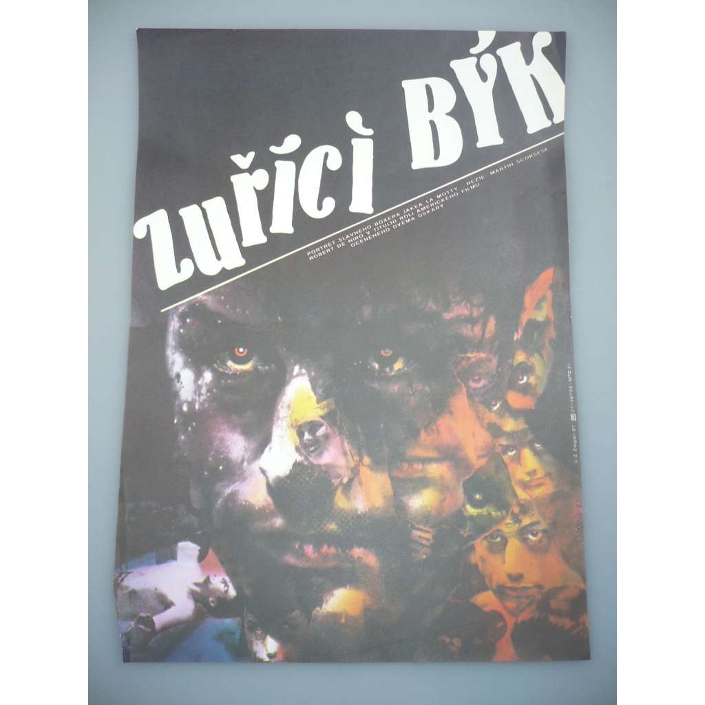 Zuřící býk (filmový plakát, papírová fotoska, slepka, film USA 1980, režie Martin Scorsese, Hrají: Robert De Niro, Cathy Moriarty, Joe Pesci)