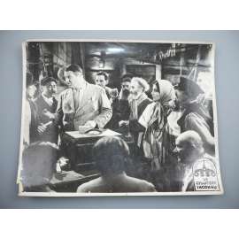 Fotoska - Le Chanteur Inconnu (film Francie 1947 - režie André Cayatte, hrají Tino Rossi, Raymond Bussières, Maria Mauban,) - ORIG. CINEMA-PHOTO
