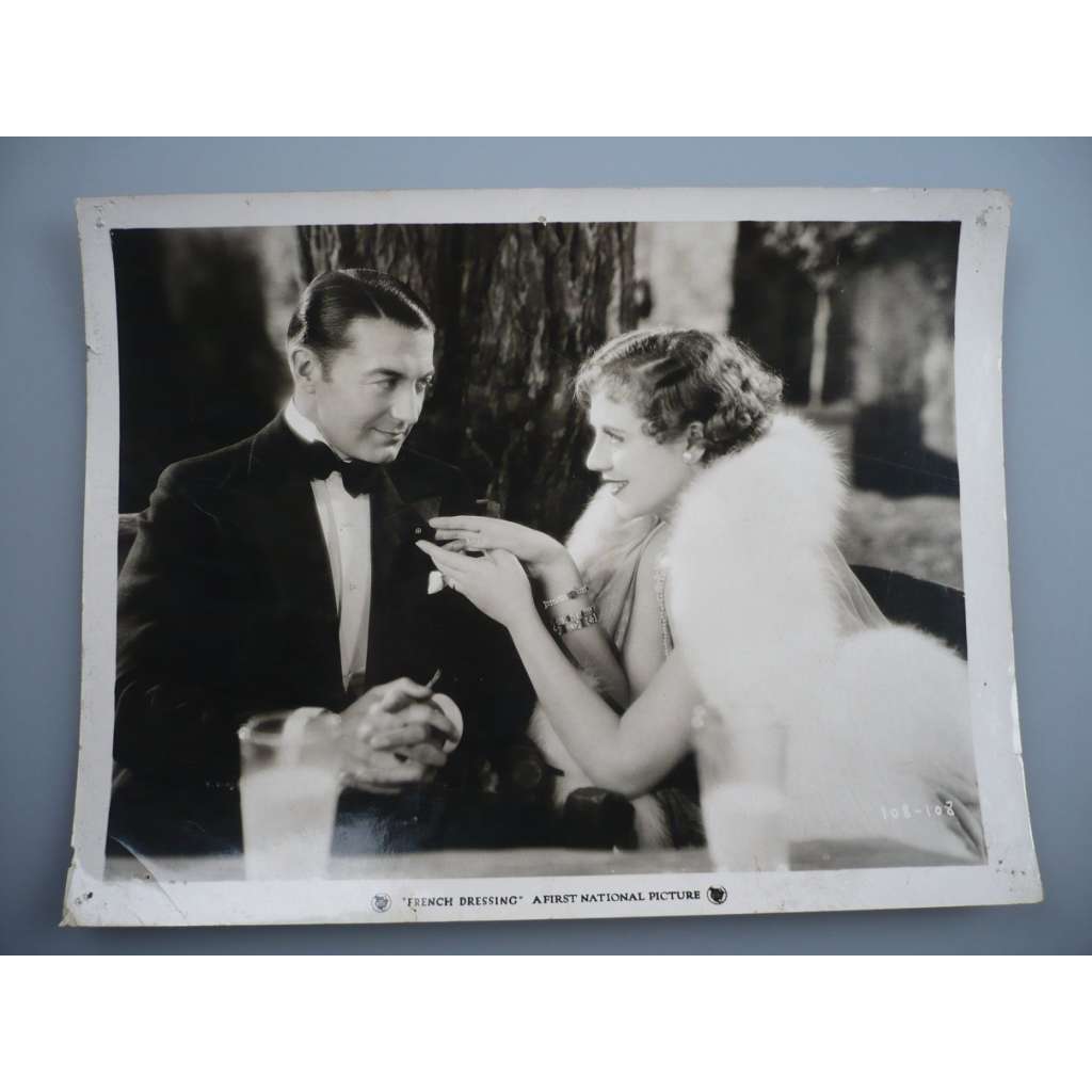 Fotoska - French Dressing / Vrtošivé ženy (film USA 1927, režie Allan Dwan, Hrají: H.B. Warner, Clive Brook, Lois Wilson) - ORIG. CINEMA-PHOTO