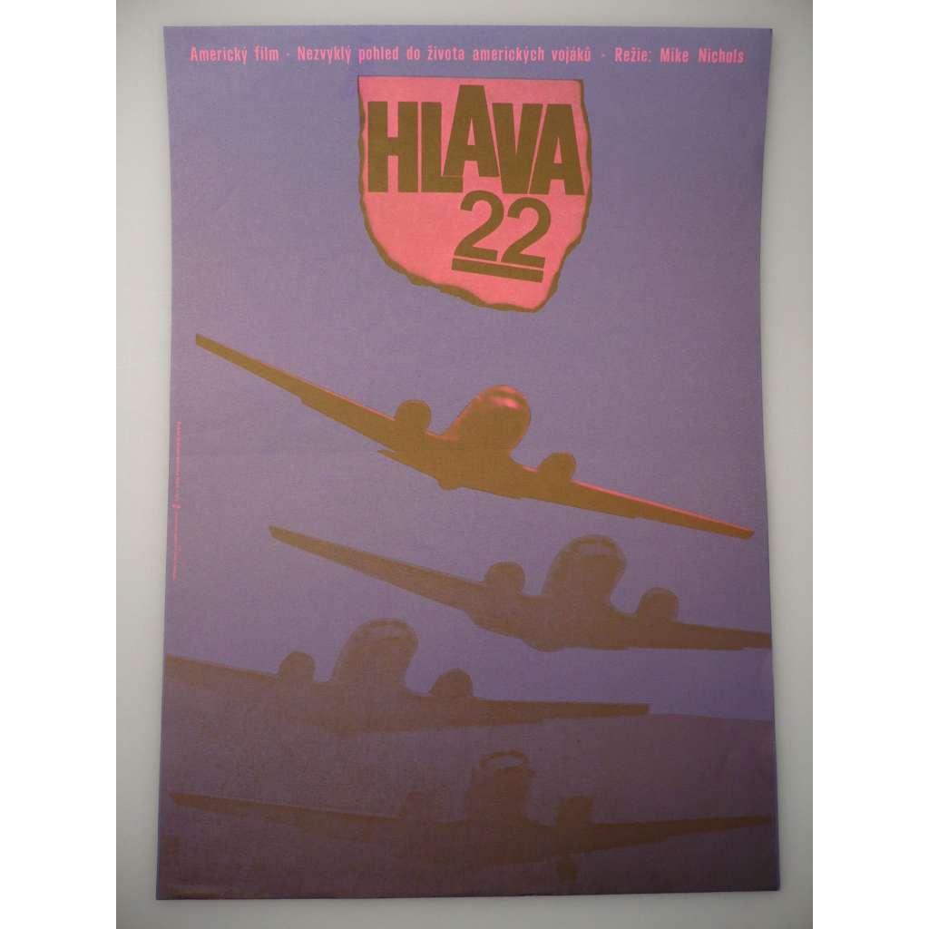 Hlava 22 (filmový plakát, film USA 1970, režie Mike Nichols, Hrají: Alan Arkin, Martin Balsam, Richard Benjamin, Art Garfunkel)