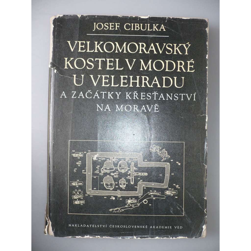 Velkomoravský kostel v Modré u Velehradu a začátky křesťanství na Moravě [archeologie]