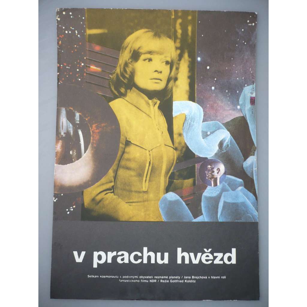 V prachu hvězd (filmový plakát, autor Karel Zavadil *1946, film NDR, režie Gottfried Kolditz)