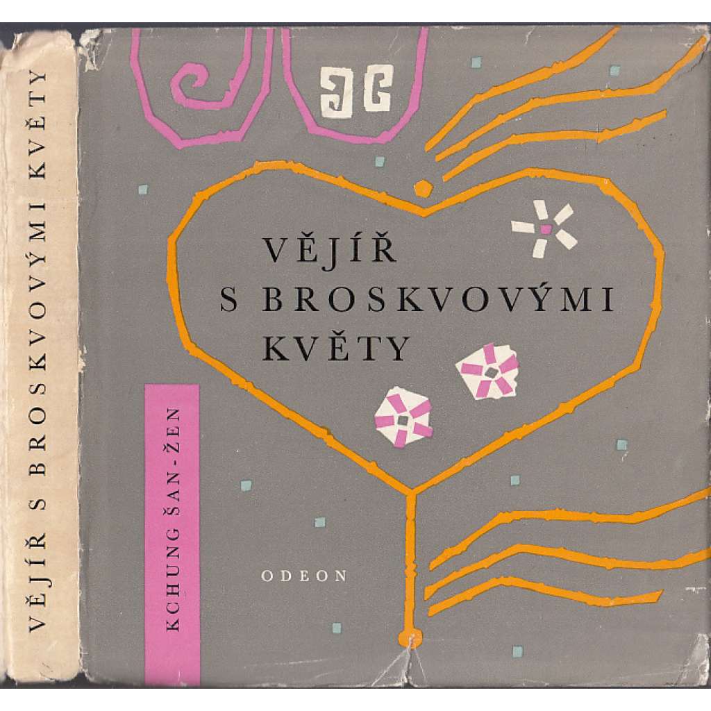 Vějíř s broskvovými květy