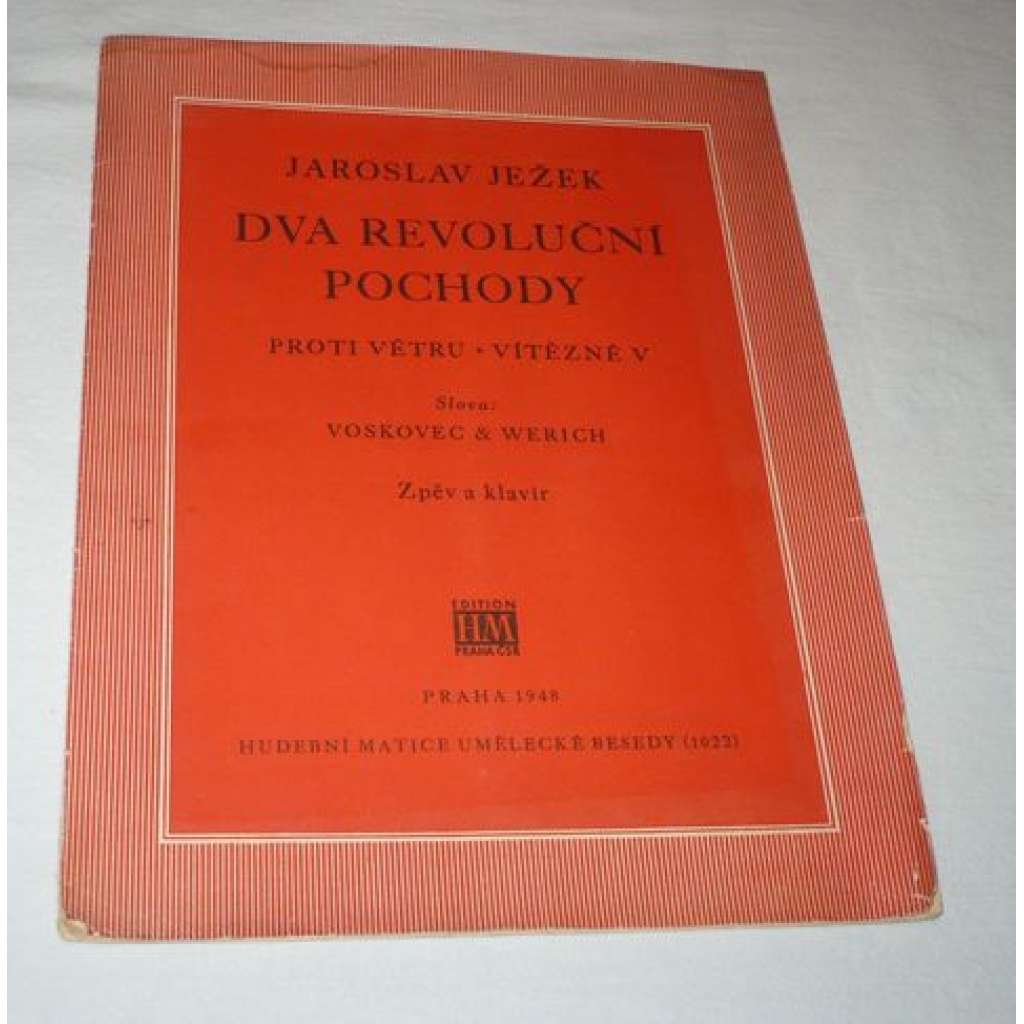 Dva revoluční pochody