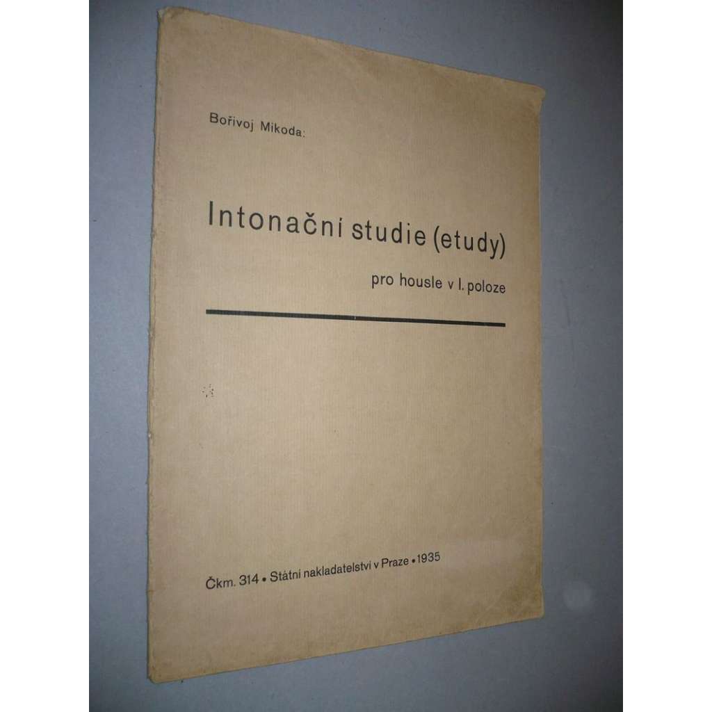 Intonační studie (etudy) pro housle v I.poloze