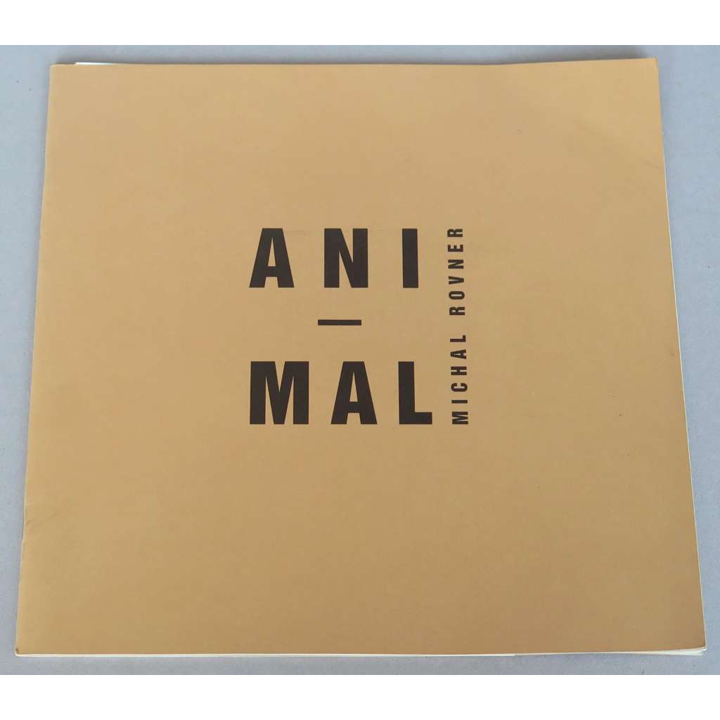 ANI-MAL [Animal; fotografie; umění; podpis; Michal Rovner]