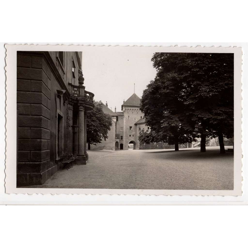 Velké Meziříčí, Žďár nad Sázavou