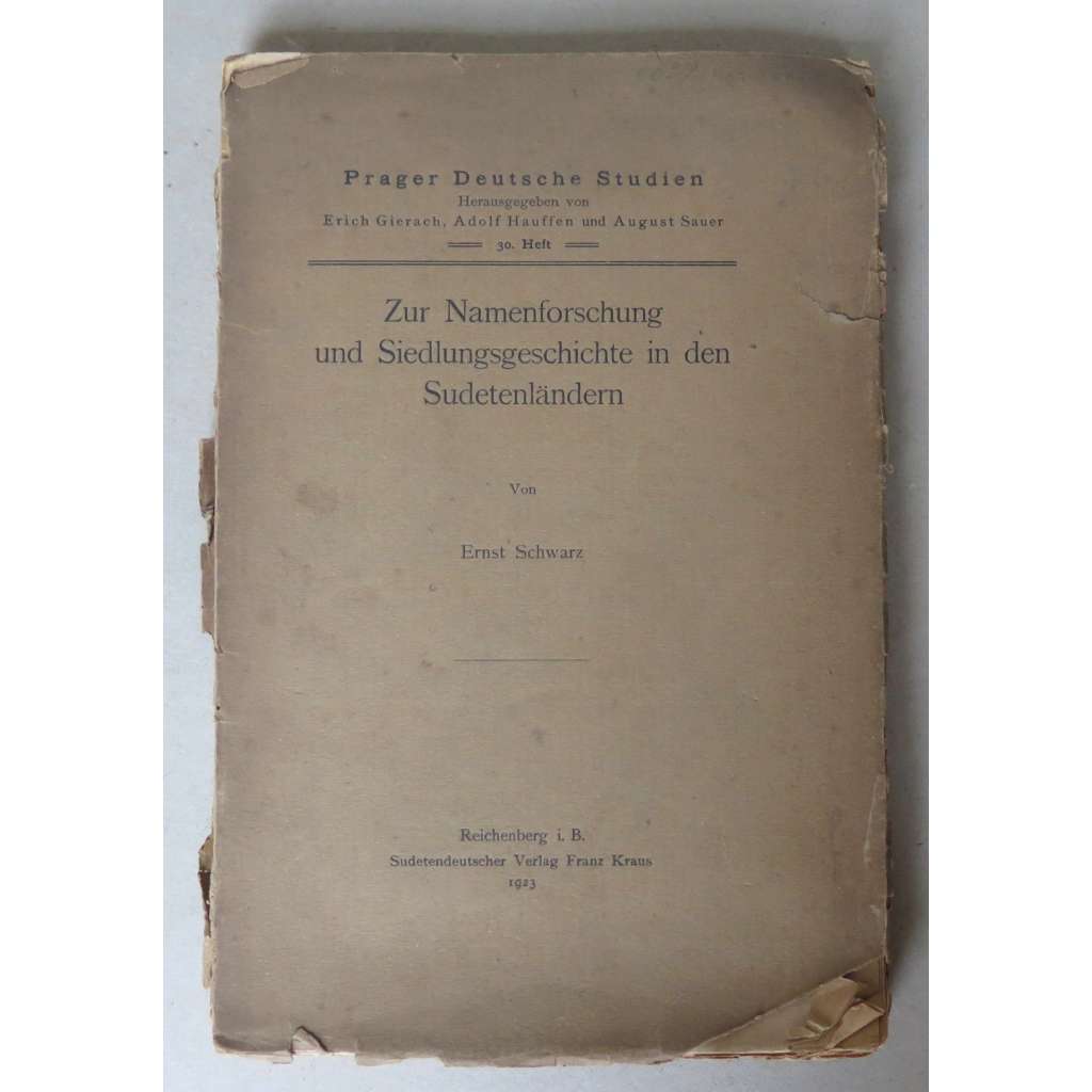 Zur Namenforschung und Siedlungsgeschichte in den Sudetenländern [O výzkumu jmen a historii osídlení v Sudetských zemích; jazykověda, toponomastika, toponymie, germanistika, dějiny středověku, Sudeta]