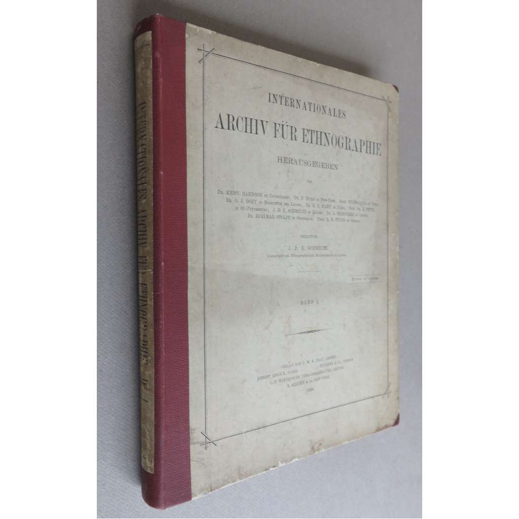 Internationales Archiv für Ethnographie. Band I. Mit 22 Tafeln und mehreren Textillustrationen = Archives internationales d’ethnographie. Volume I. Avec 22 planches et plusieurs gravures dans le texte [etnografie, etnologie, časopis]