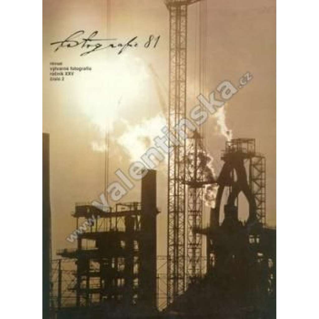 Revue Fotografie 81. Ročník XXV. Číslo 2. (časopis, mj. Ján Šmok - Fotografie jako dokument doby; Dokumentární fotografie z FAMU; Václav Chochola - Očima i objektivem)